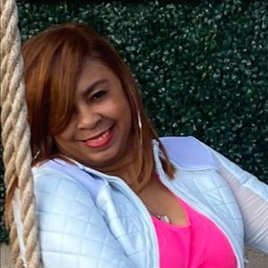 Meet your Posher, Shelia